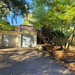 Furnished 1br With Equipped Office- North , Seattle United States